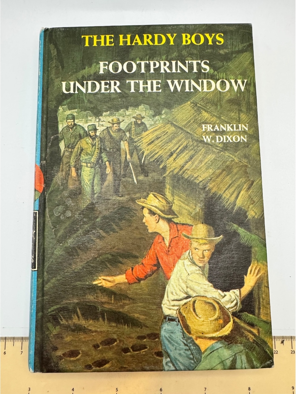 The Hardy Boys: Footprints Under the Window by Franklin W. Dixon - Vintage 1940s